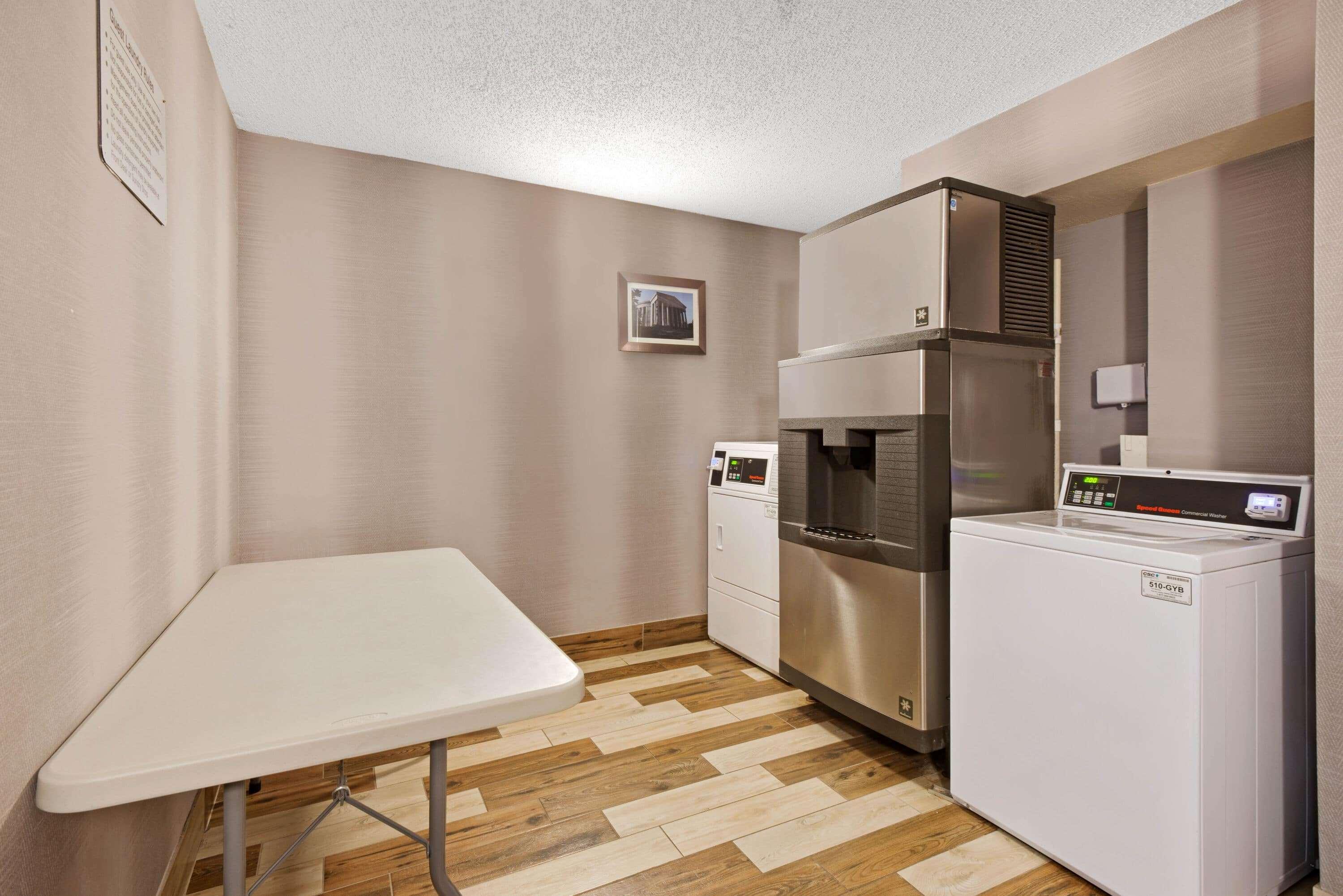 La Quinta Inn & Suites By Wyndham Dc Metro Capital Beltway Capitol Heights Kültér fotó