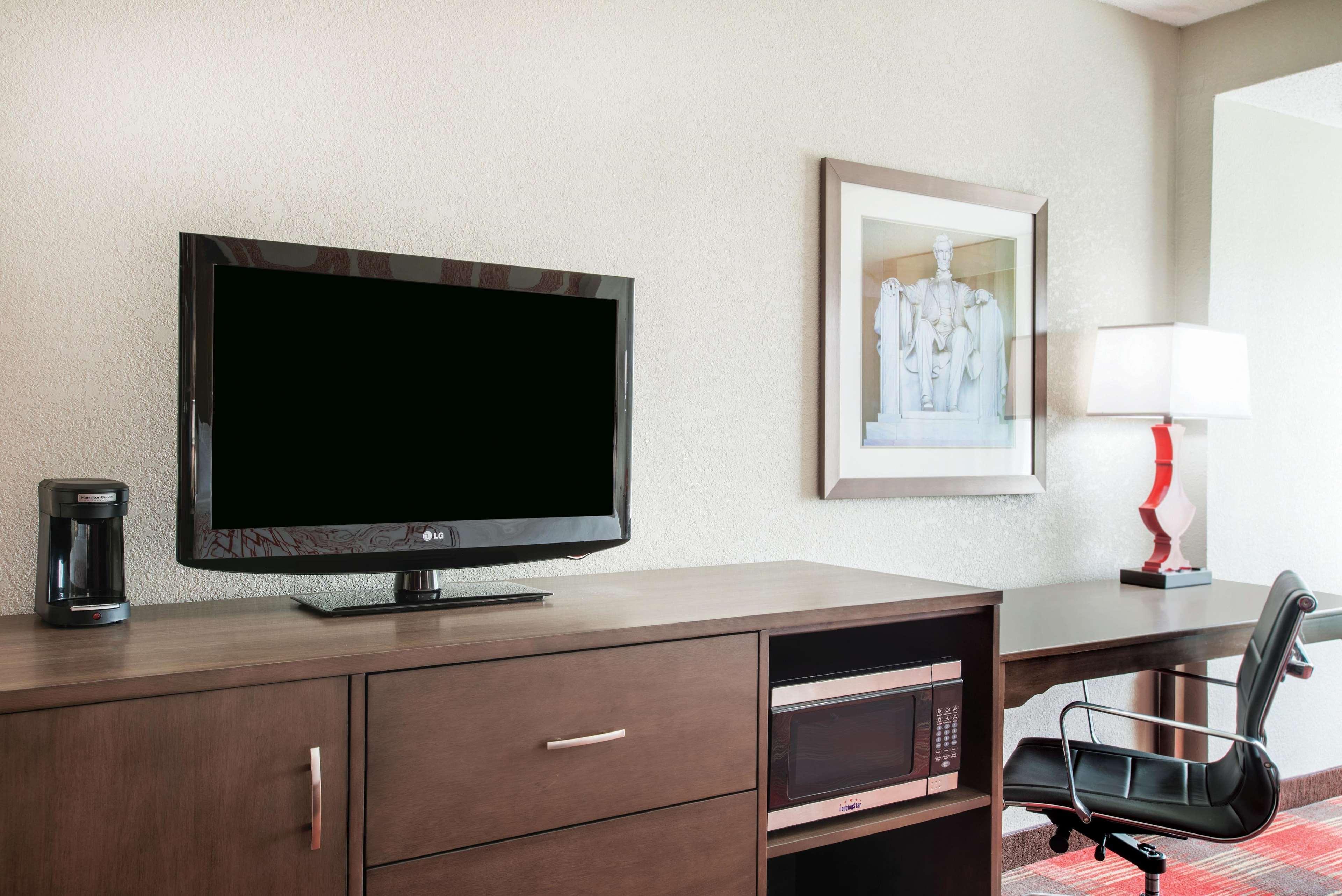 La Quinta Inn & Suites By Wyndham Dc Metro Capital Beltway Capitol Heights Kültér fotó